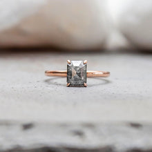 Load image into Gallery viewer, 0.84ct Emerald Cut Salt & Pepper Diamond Ring